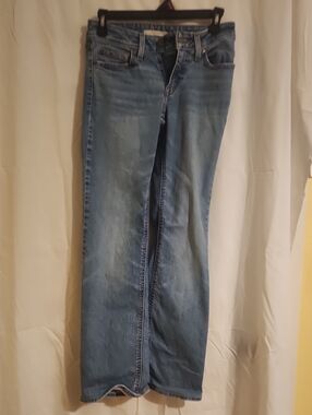 Levi's Women's Light Blue Bootcut Jeans — Classic Everyday Style